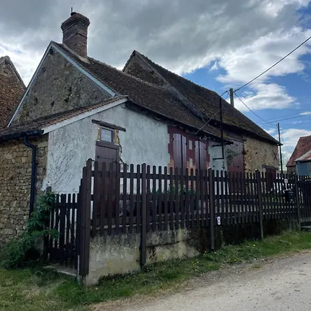 Prázdninový dům Le Refuge De Montbroux Roussines