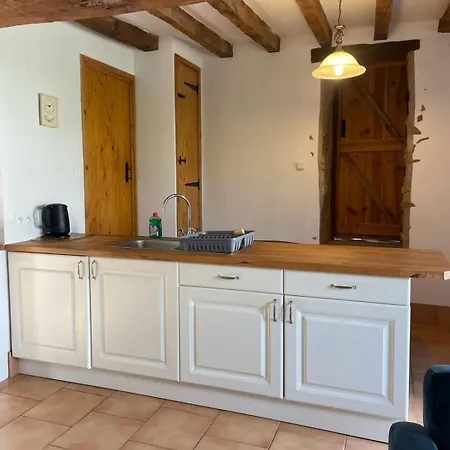 Le Refuge De Montbroux *